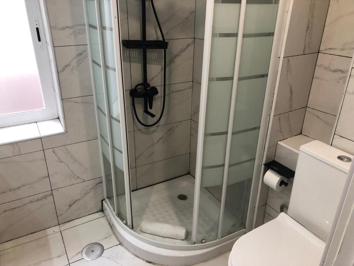 Avda Plaza De Toros, Apartamento Dos Dormitorios Junto A Metro Vistalegre Madrid Buitenkant foto